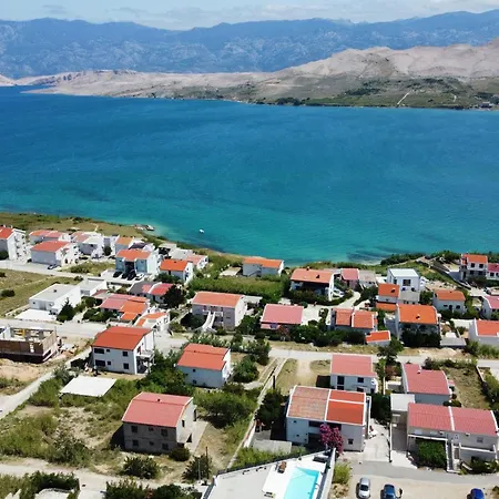 With Parking Space Pag - 24714 Apartment