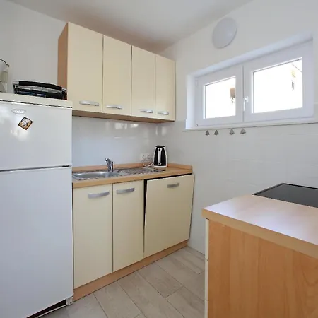 With Parking Space Pag - 24714 * Pag Town